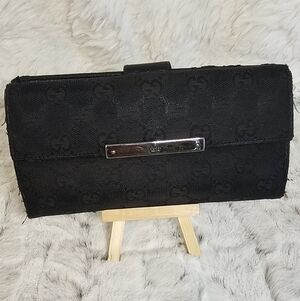 Gucci GG Canvas Continental Wallet